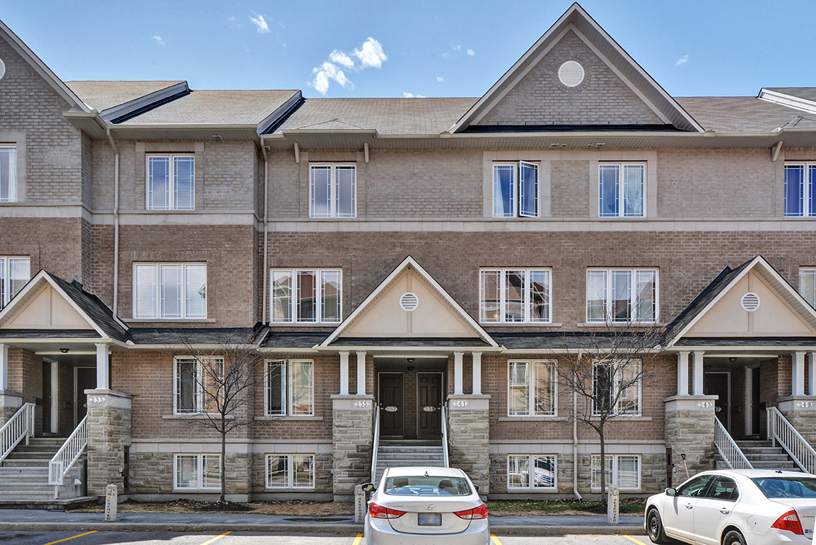 Craig Dow Ottawa Realtor 239 Paseo Pvt Centrepointe Condo