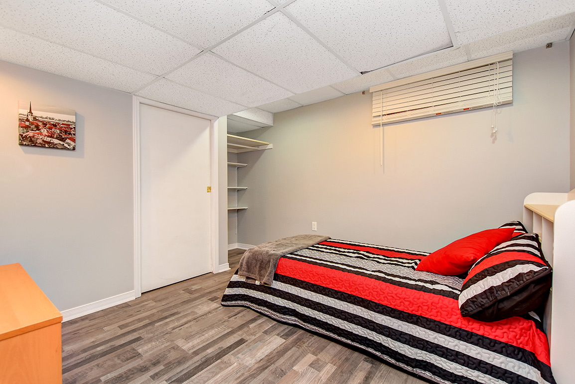 Craig Dow Ottawa Realtor 33 Dalehurst Dr Tanglewood SemiDetached