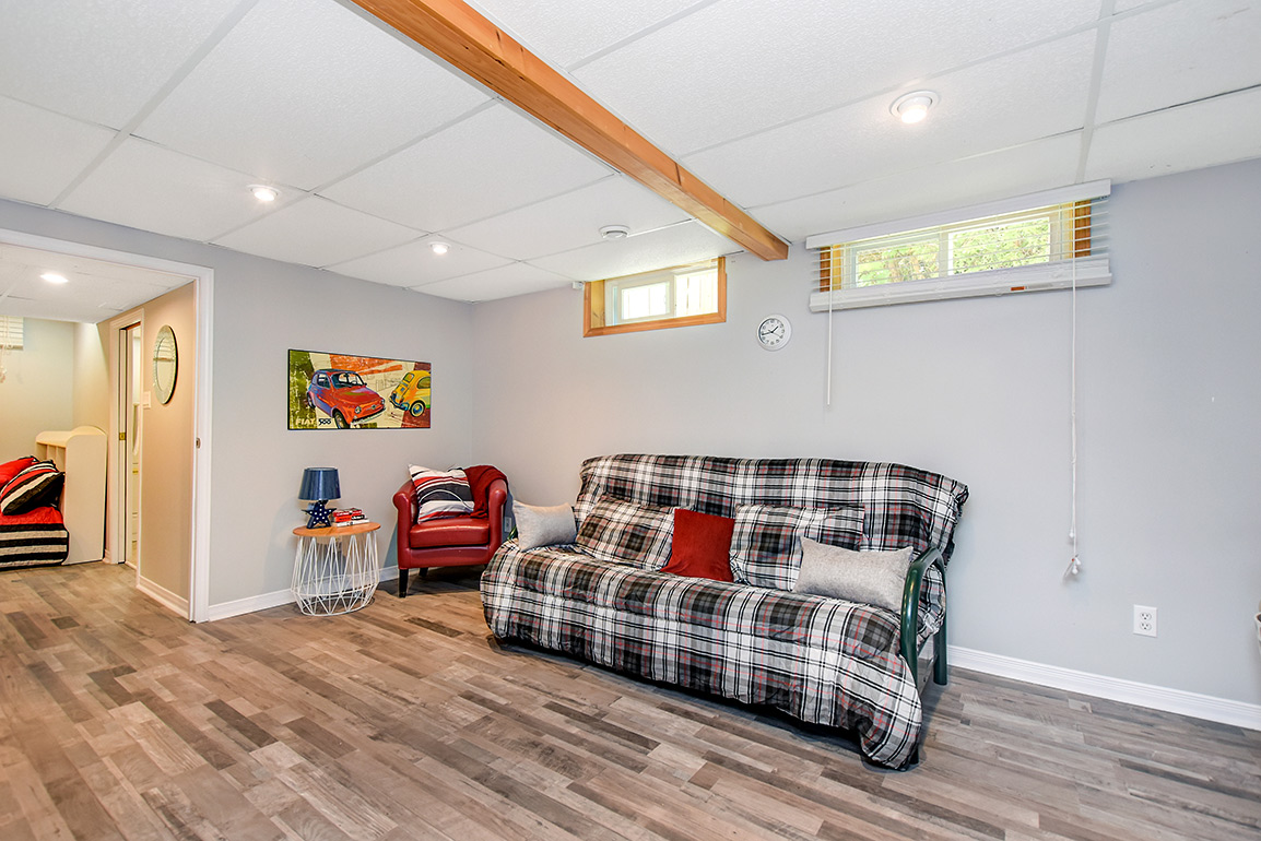 Craig Dow Ottawa Realtor 33 Dalehurst Dr Tanglewood SemiDetached