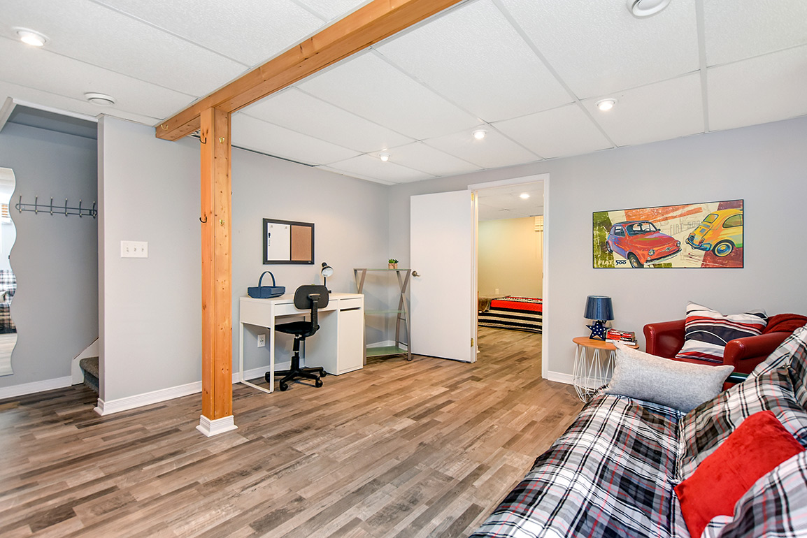 Craig Dow Ottawa Realtor 33 Dalehurst Dr Tanglewood SemiDetached