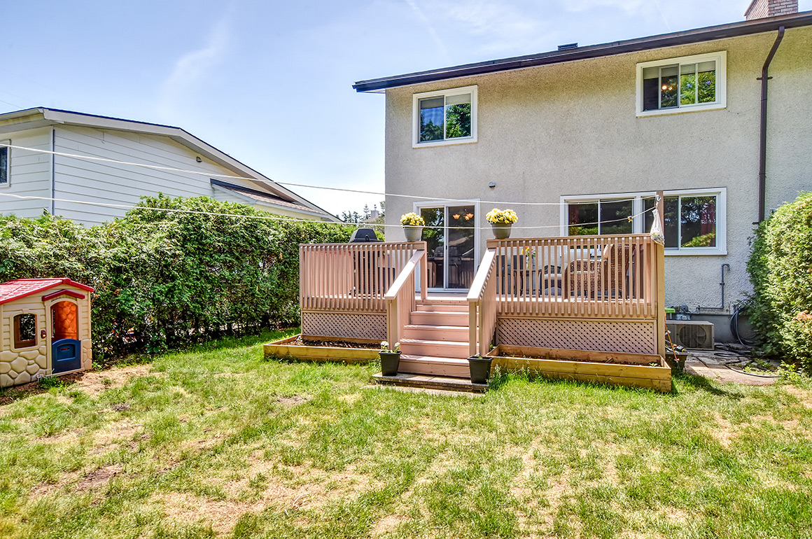 Craig Dow Ottawa Realtor 33 Dalehurst Dr Tanglewood SemiDetached