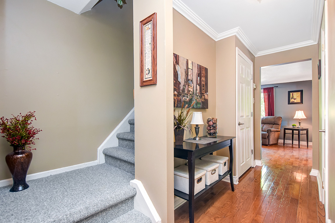 Craig Dow Ottawa Realtor 33 Dalehurst Dr Tanglewood SemiDetached