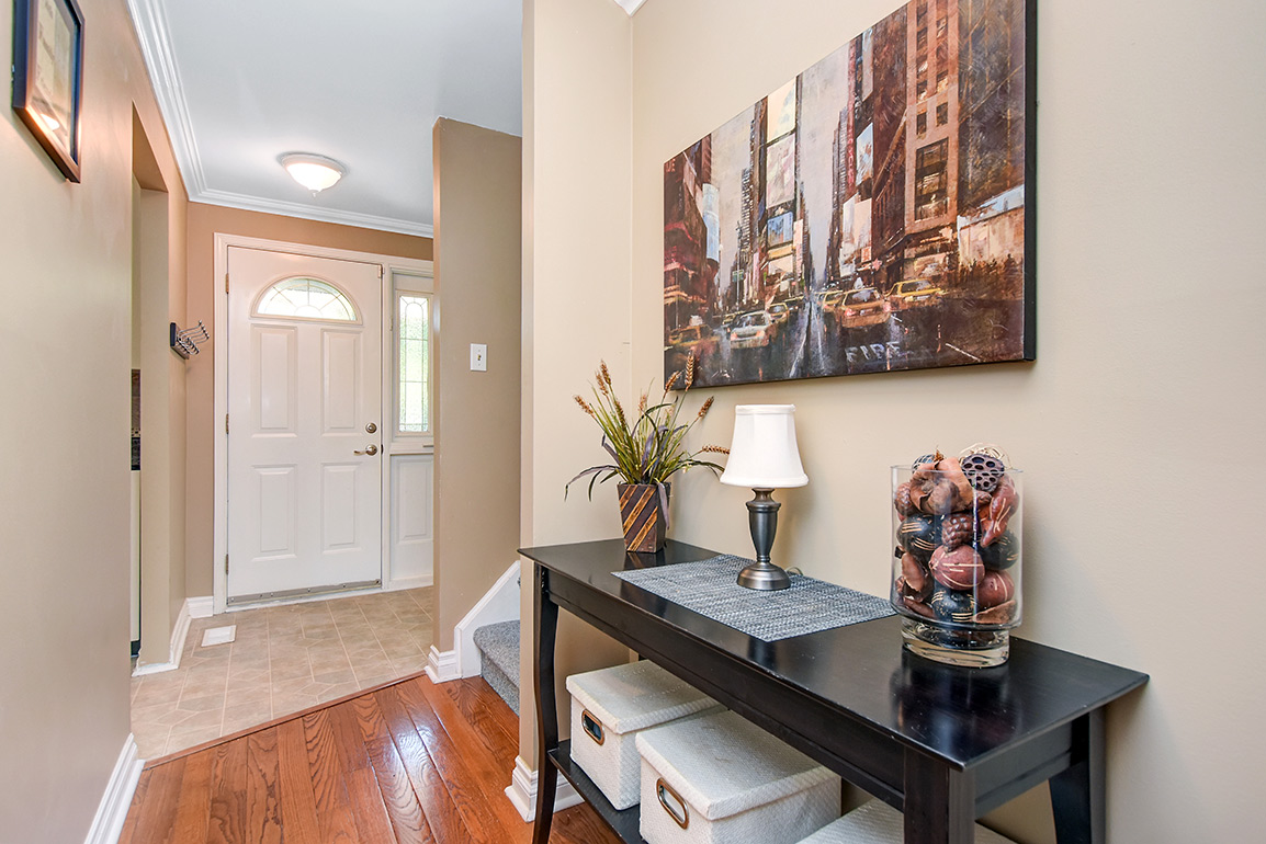 Craig Dow Ottawa Realtor 33 Dalehurst Dr Tanglewood SemiDetached