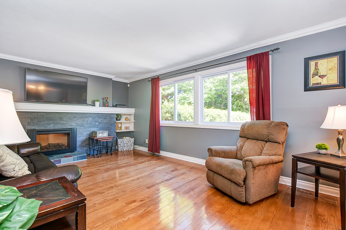 Craig Dow Ottawa Realtor 33 Dalehurst Dr Tanglewood SemiDetached