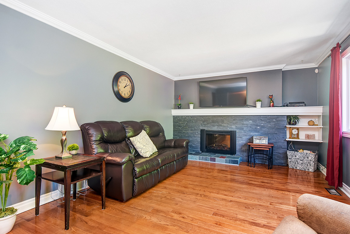 Craig Dow Ottawa Realtor 33 Dalehurst Dr Tanglewood SemiDetached